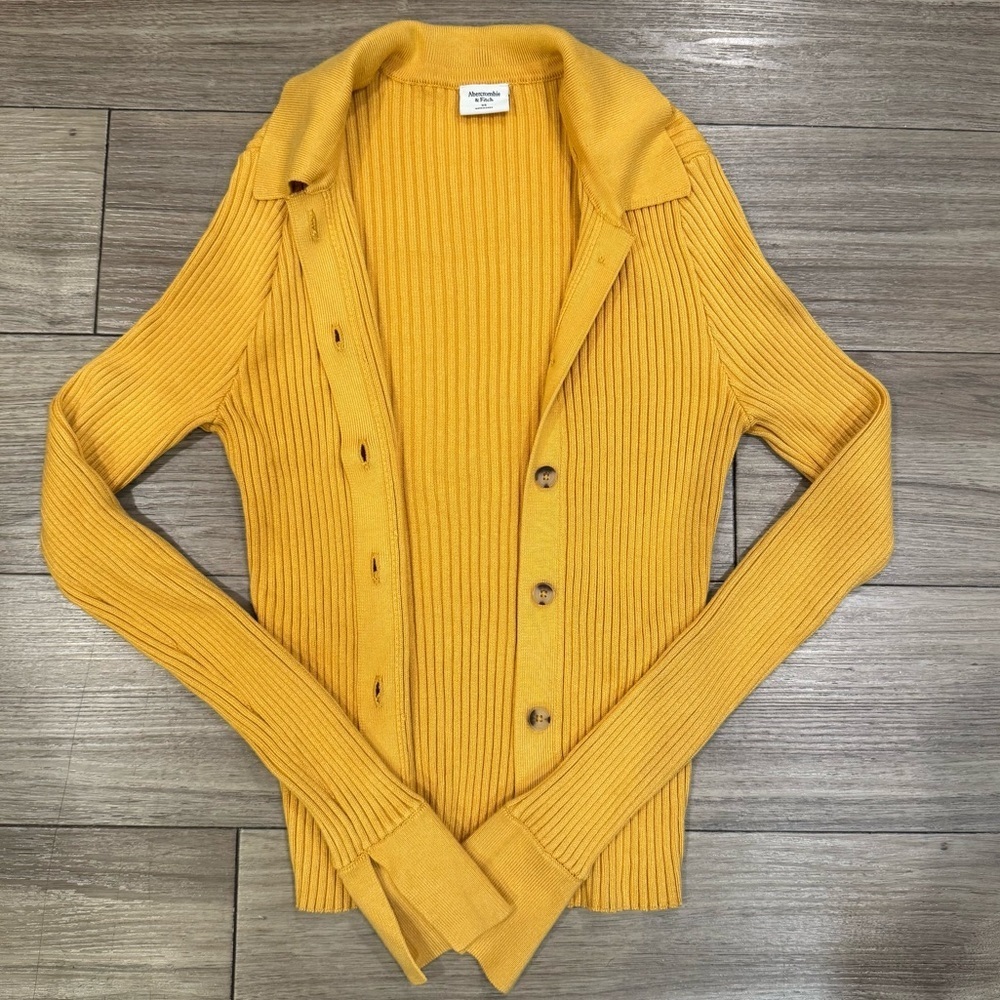 NWOT Abercrombie & Fitch Mustard Yellow Long Sleeve Cardigan Ribbed Top Size XS